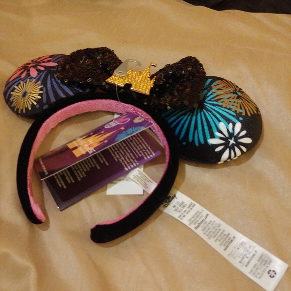 December MMMA ears - Picture 2 of 3